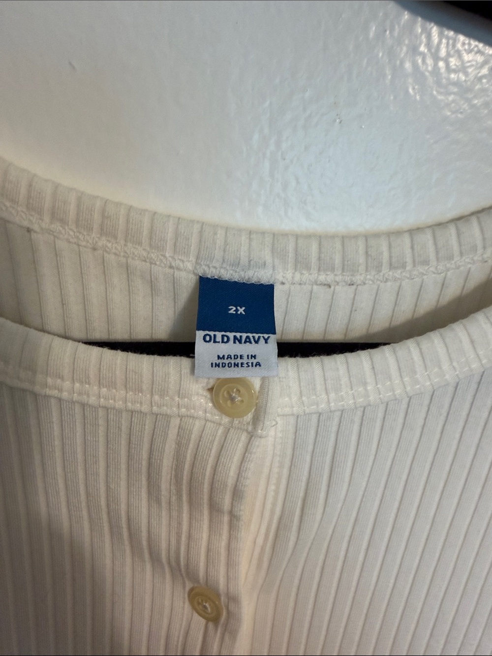 Old Navy Cream Ribbed Button-Front Top - Picture 2 of 3